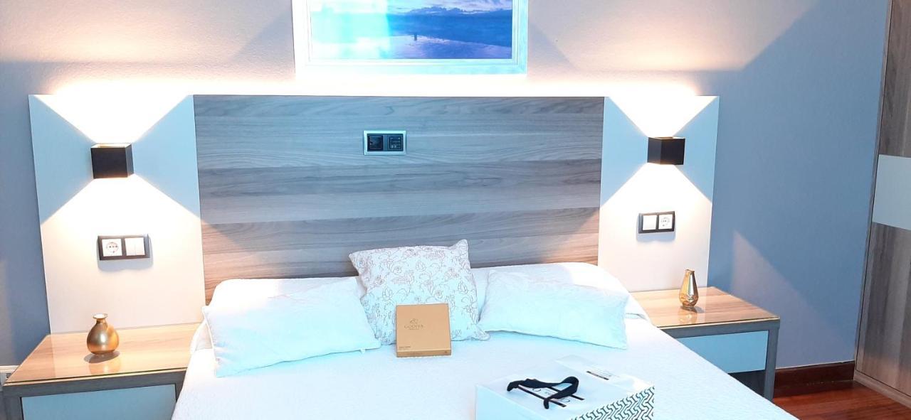 Hotel Nueva Plaza Maliaño Kültér fotó