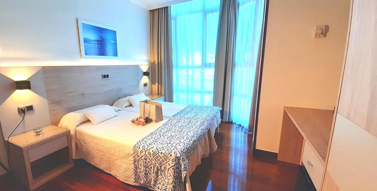Hotel Nueva Plaza Maliaño Kültér fotó