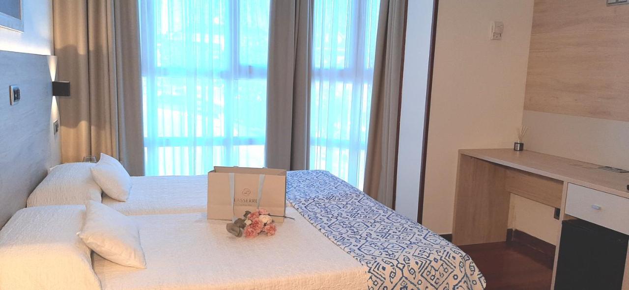 Hotel Nueva Plaza Maliaño Kültér fotó