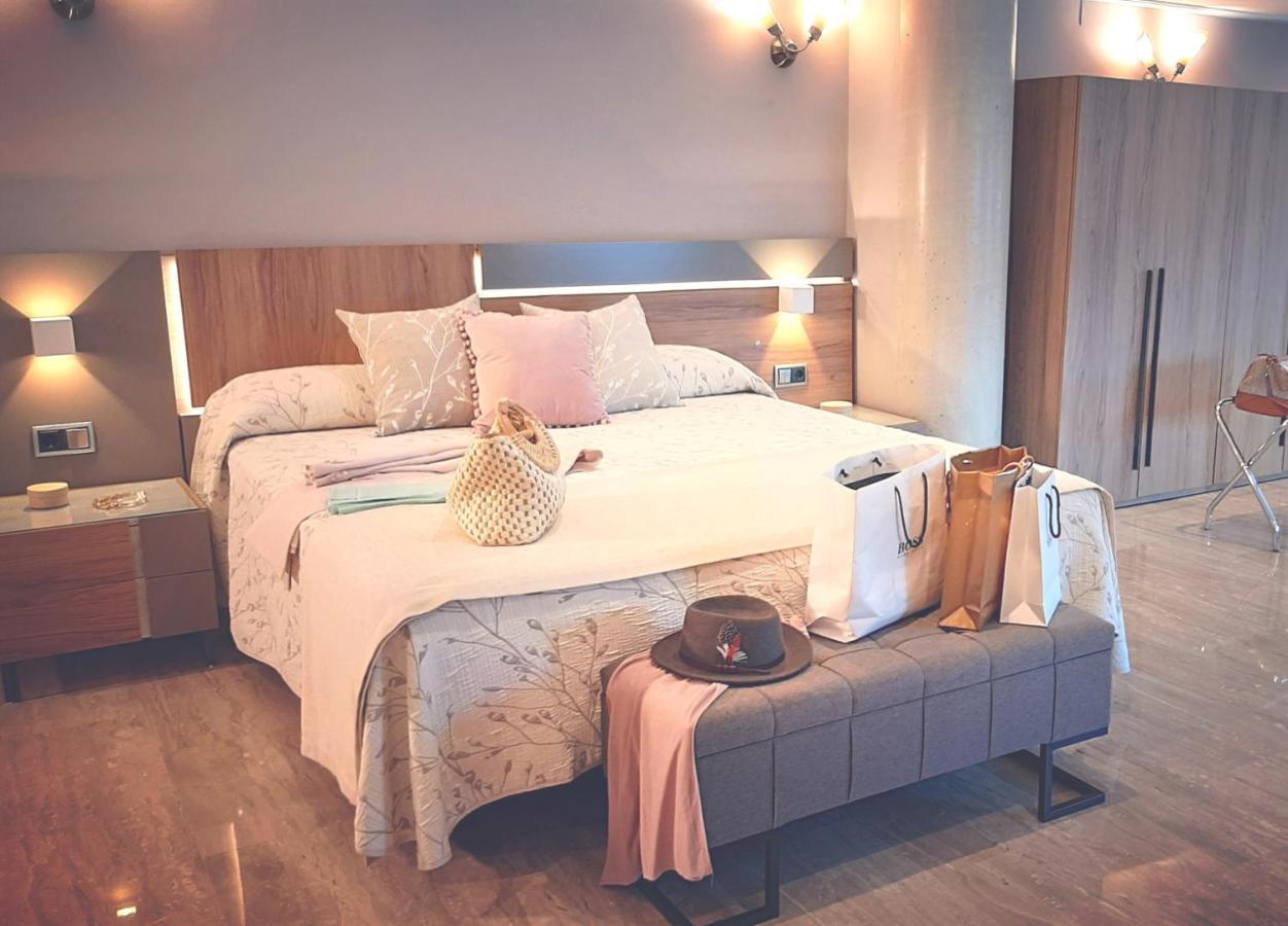 Hotel Nueva Plaza Maliaño Kültér fotó