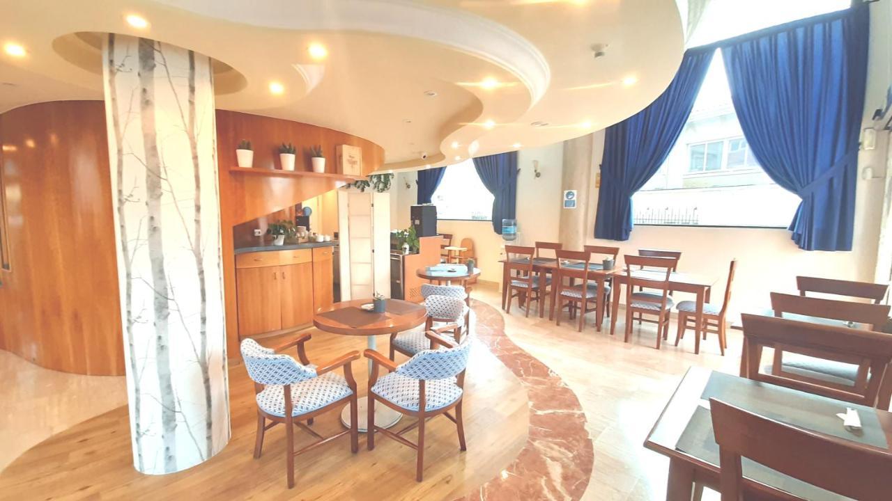 Hotel Nueva Plaza Maliaño Kültér fotó